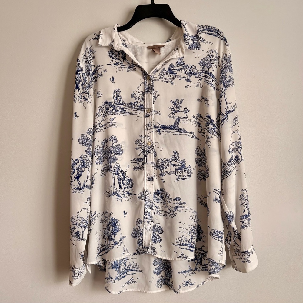 H&M Oversized Toile de Jouy Button Up Shirt